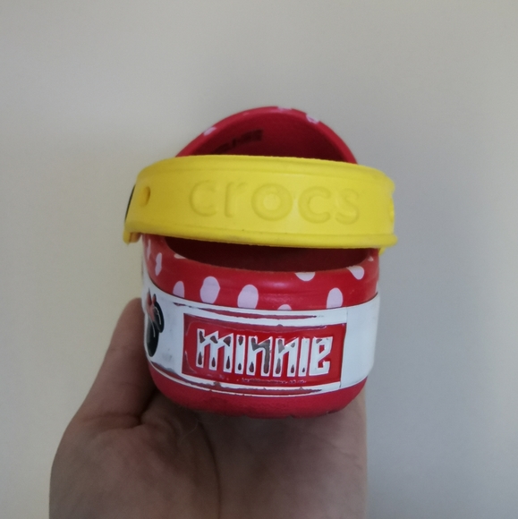 Disney Lightning Crocs - Picture 7 of 9